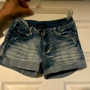 Cute Jean shorts Vax Jeans Los Angeles